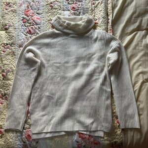 Banana Republic white sweater